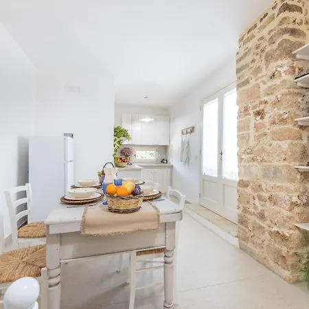 别墅 I Trulli Di Mescia Maria 托雷圣乔万尼乌